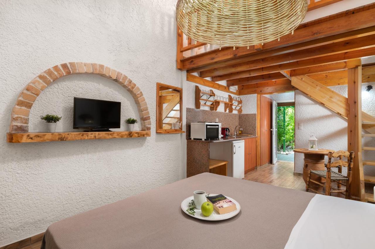Elefteria Apts & Suites 科林比亚 外观 照片